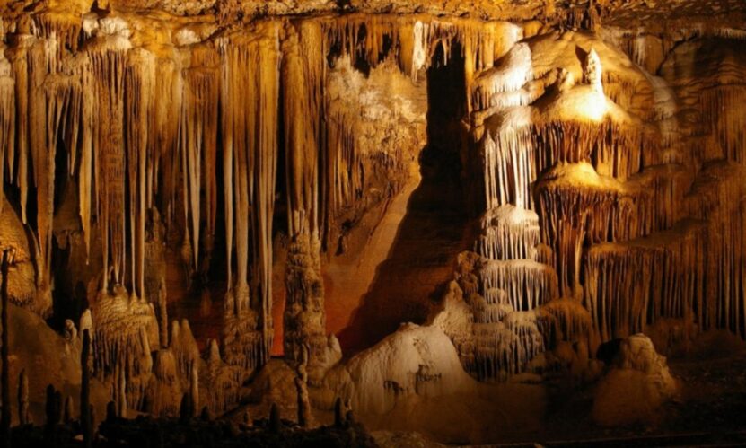 Blanchard Springs Caverns, Arkansas 