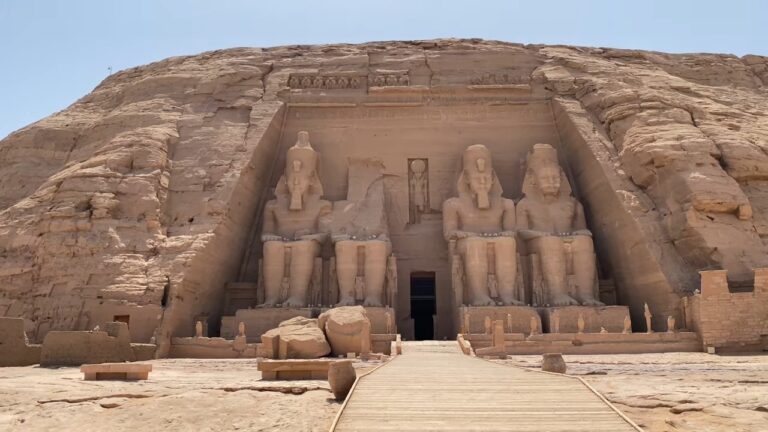 abu simbel temple