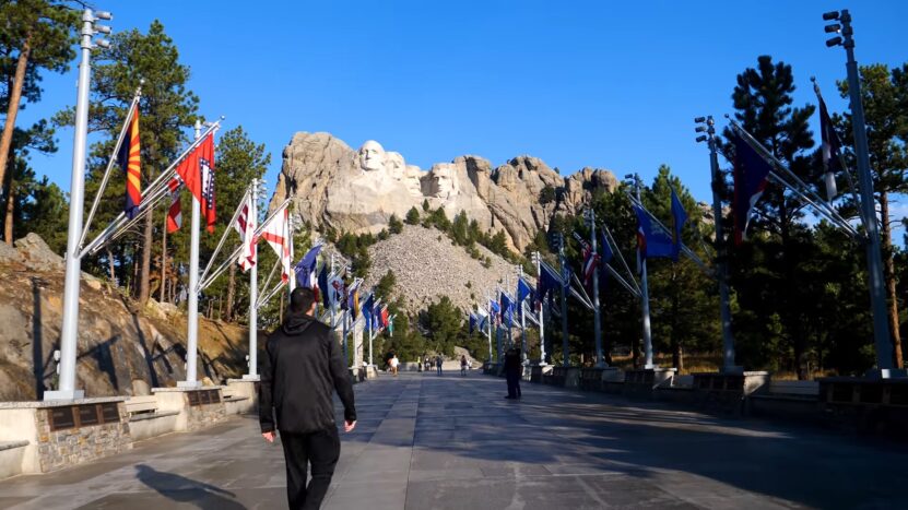 tourism mount rushmore