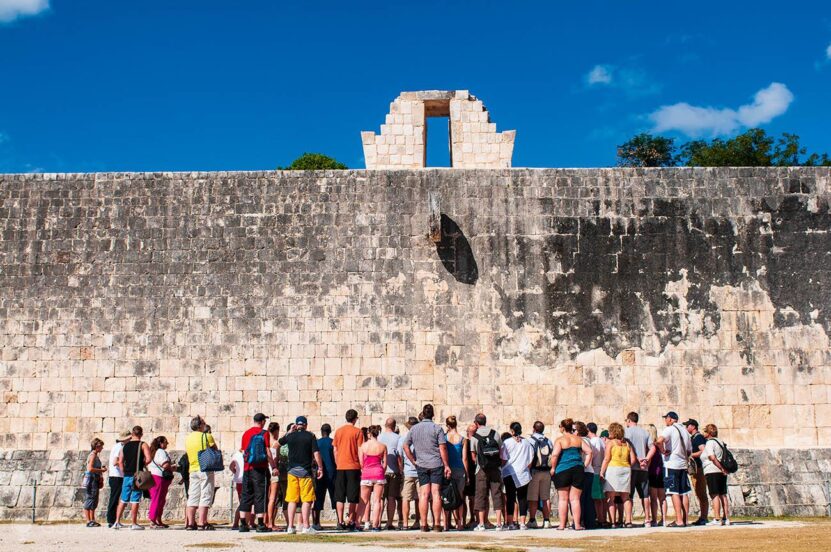 tourist chichen itza