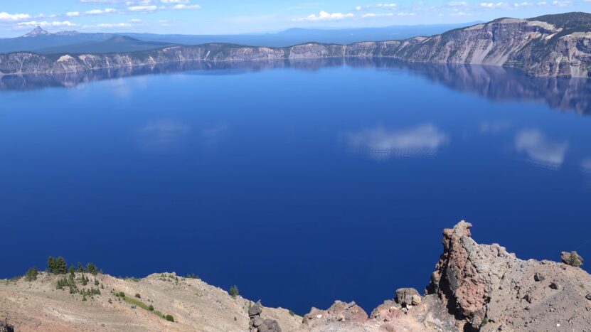 water crystal lake